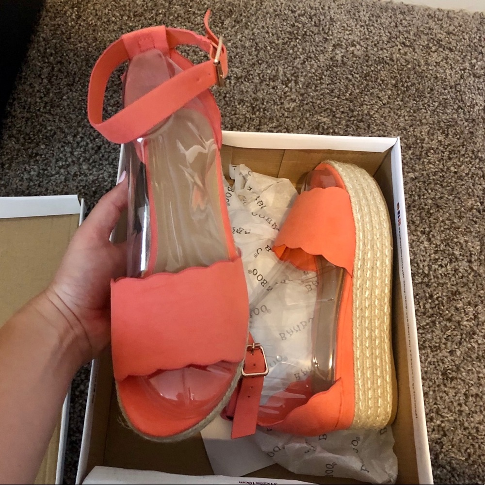 Coral bamboo sandals